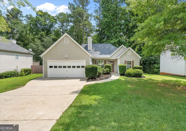 2nd image of 7220 Brittany Wy, Douglasville, GA 30134 | MLS# 10798747