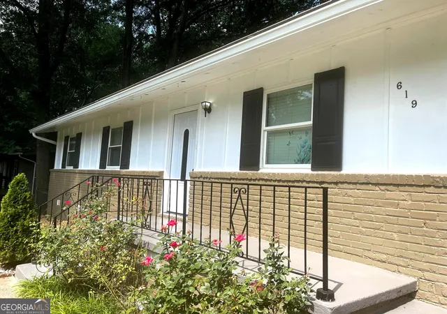 3rd image of 619 Se Inglewood Dr, Smyrna, GA 30080 | MLS# 10755111