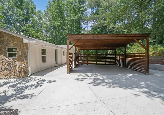 Photo 4 of Single family home for sale at 2270 Addison Rd NE, Marietta, GA 30066 | MLS# 10798477 | Listing updated on 2026-09-13