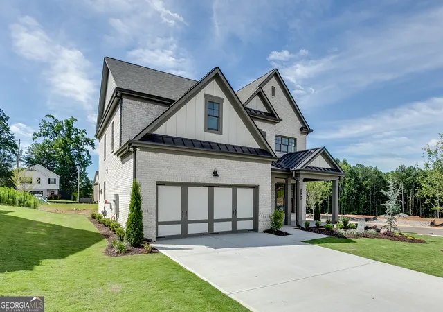Photo 2 of Single family home for sale at 1803 Piney Bend Dr, Buford, GA 30518 | MLS# 10805675 | Listing updated on 2026-09-14