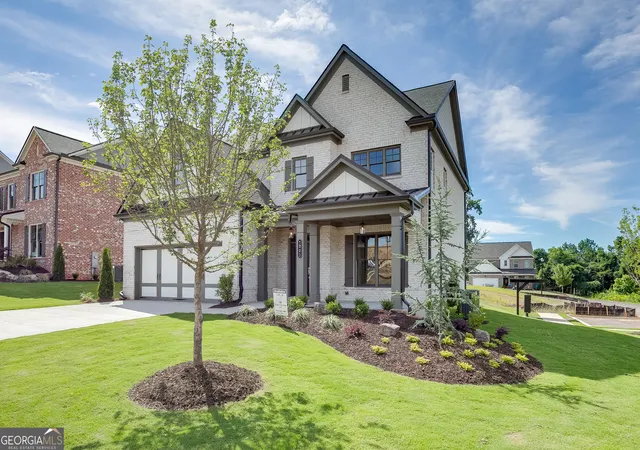 Photo 3 of Single family home for sale at 1803 Piney Bend Dr, Buford, GA 30518 | MLS# 10805675 | Listing updated on 2026-09-14