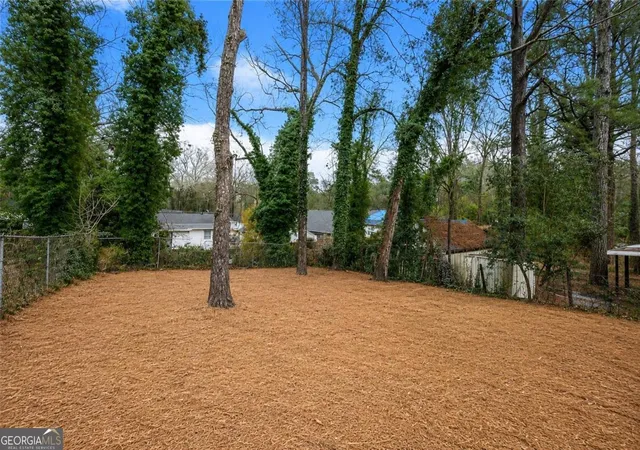 Photo 16 of Single family home for sale at 641 Hamilton E Holmes Dr Nw, Atlanta, GA 30318 | MLS# 10823349 | Listing updated on 2026-08-31