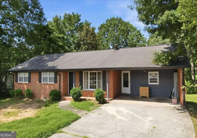 Photo 3 of Single family home for sale at 870 American Legion Rd Ne, Conyers, GA 30012 | MLS# 10781531 | Listing updated on 2026-06-22