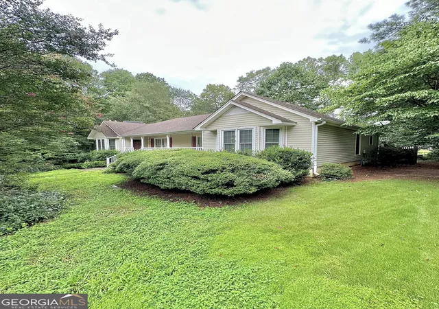 2nd image of 439 Abbington Ln, Douglasville, GA 30134 | MLS# 10826094