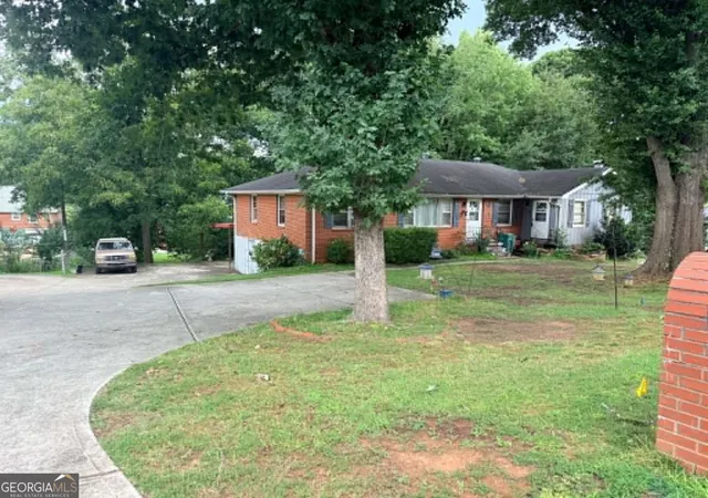 3rd image of 2195 Trailwood Dr Se, Smyrna, GA 30080 | MLS# 10824485