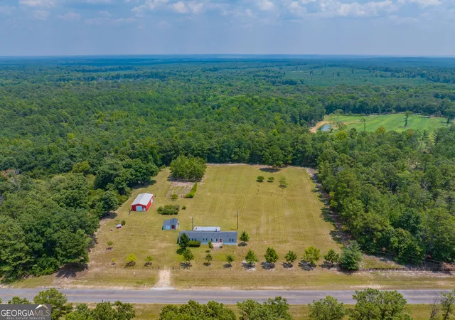 Photo 3 of Manufactured home for sale at 2449 H B Dixon Rd, Sparta, GA 31087 | MLS# 10814185 | Listing updated on 2026-09-08