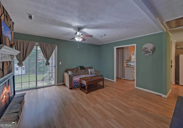 Photo 4 of Single family home for sale at 275 Sherwood St, Toccoa, GA 30577 | MLS# 10834674 | Listing updated on 2026-10-03