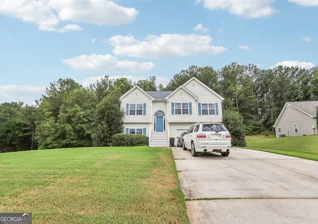 Photo 1 of Single family home for sale at 25 Sunset Ridge Dr, Newnan, GA 30263 | MLS# 10826400 | Listing updated on 2026-09-19