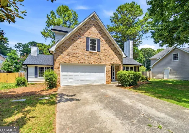 Photo 2 of Single family home for sale at 2110 November Ct Nw, Acworth, GA 30102 | MLS# 10797998 | Listing updated on 2026-09-14