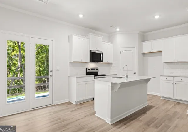 Photo 4 of Townhouse for sale at 4211 Merlin Pass, Gainesville, GA 30506 | MLS# 10788817 | Listing updated on 2026-09-08