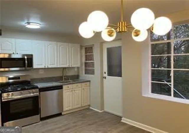 Listing Photo 5 - Condo for sale in building located at 1148 Briarcliff Rd NE, Atlanta, GA 30306 - Unit #1