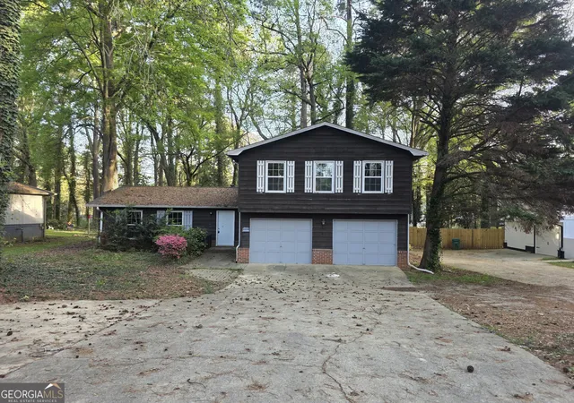 Photo 1 of Single family home for sale at 5382 Rockbridge Rd, Stone Mountain, GA 30088 | MLS# 10754814 | Listing updated on 2026-09-08
