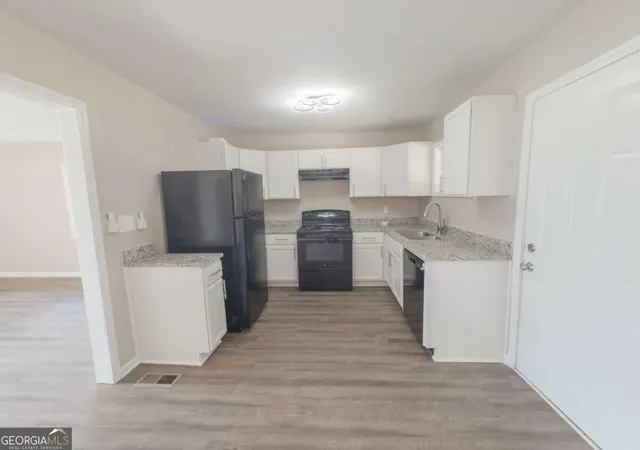 Photo 2 of Single family home for sale at 4390 Glenwood Pkwy, Decatur, GA 30032 | MLS# 10830336 | Listing updated on 2026-09-04