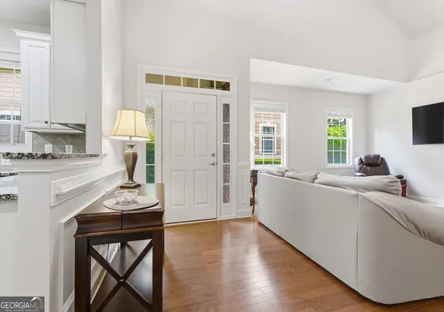 3rd image of 1945 Brannon Commons Cir, Cumming, GA 30041 | MLS# 10759754