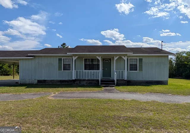 Homes for sale in Ailey, GA | 715 Charles St, Ailey, GA 30410 | MLS# 10758573