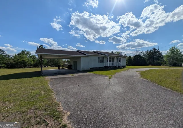 Homes for sale in Ailey, GA | 715 Charles St, Ailey, GA 30410 | MLS# 10758573