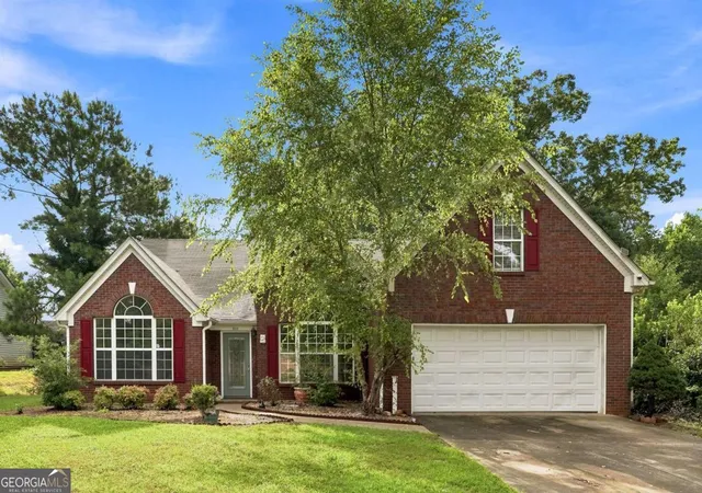 Photo 1 of Single family home for sale at 985 Waldwick Dr, Lawrenceville, GA 30045 | MLS# 10813324 | Listing updated on 2026-09-14