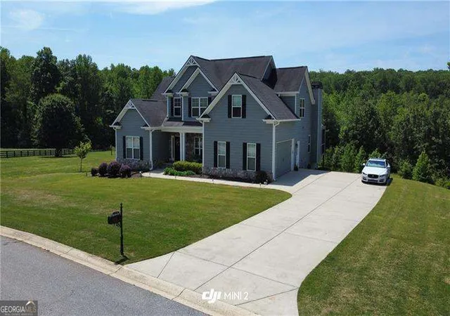 Homes for sale in Dawsonville, GA | 132 Blue Sky Dr, Dawsonville, GA 30534 | MLS# 10804327