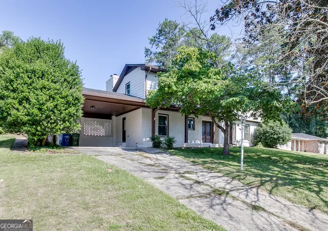 Photo 2 of Single family home for sale at 3614 Revere Rd Sw, Atlanta, GA 30331 | MLS# 10802964 | Listing updated on 2026-09-04