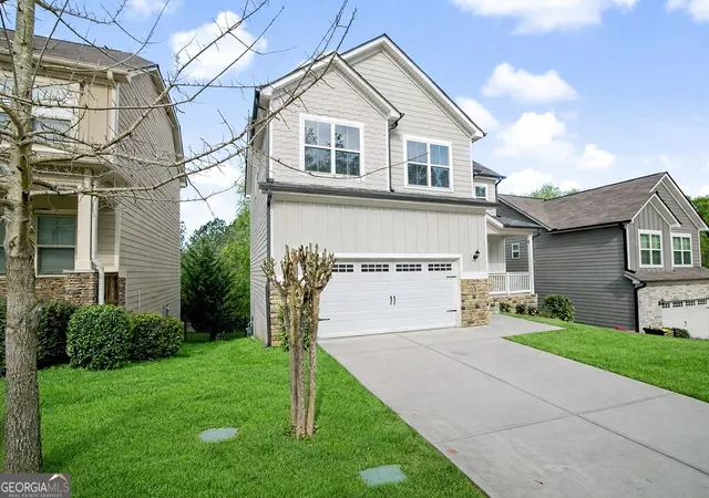Photo 4 of Single family home for sale at 67 Seabiscuit Cour, Newnan, GA 30263 | MLS# 10822935 | Listing updated on 2026-10-06