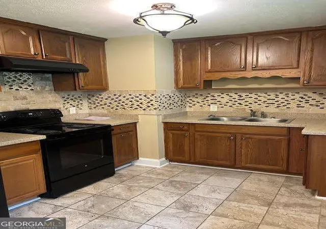 4th image of 105 Longstreet Cir, Oxford, GA 30054 | MLS# 10758035
