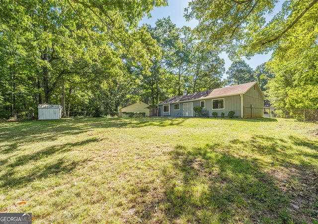 Photo 3 of Single family home for sale at 5350 Greenhedge Trl, Stone Mountain, GA 30088 | MLS# 10833640 | Listing updated on 2026-08-27