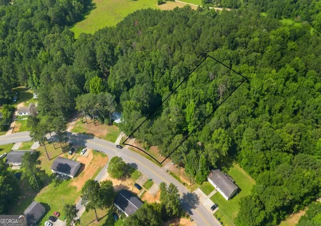 Homes for sale in Milledgeville, GA | 2420 Grandview Dr Ne, Milledgeville, GA 31061 | MLS# 10800601