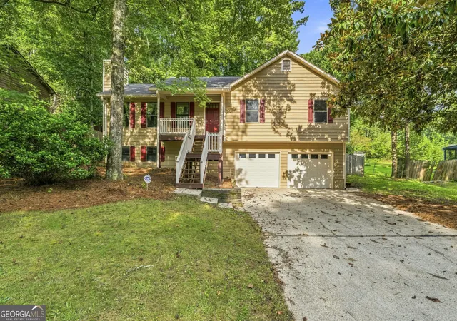 Photo 3 of Single family home for sale at 6055 Steel Wood Dr Nw, Kennesaw, GA 30152 | MLS# 10831194 | Listing updated on 2026-09-05