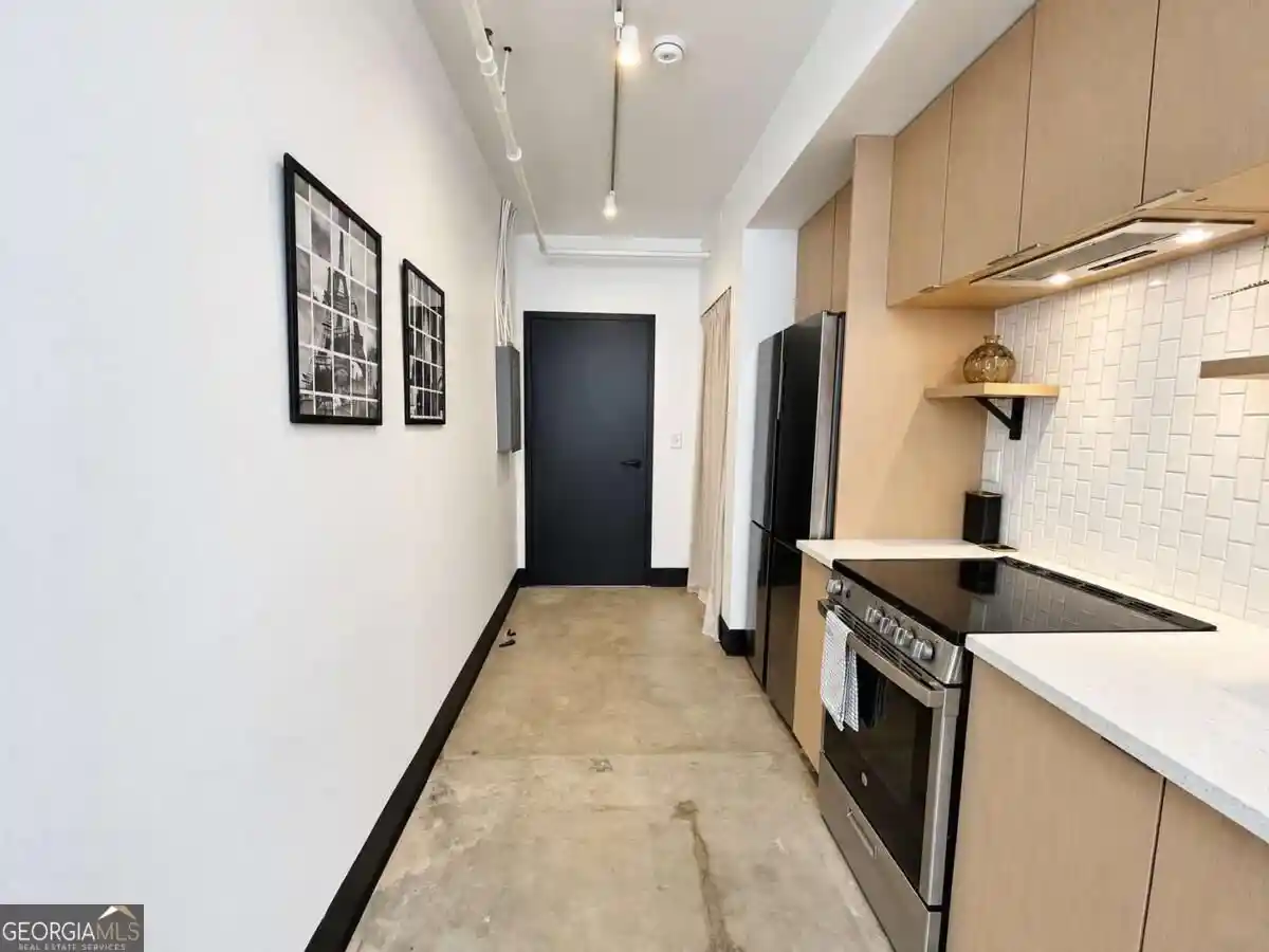 Listing Photo 1 - Condo for sale in 1805 Harvard Ave located at 1805 Harvard Ave, College Park, GA 30337 - Unit #306