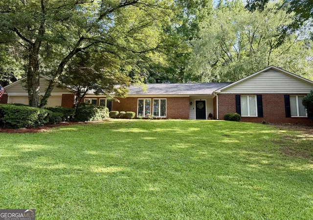 1st image of 127 Ashling Dr, Lagrange, GA 30240 | MLS# 10725387