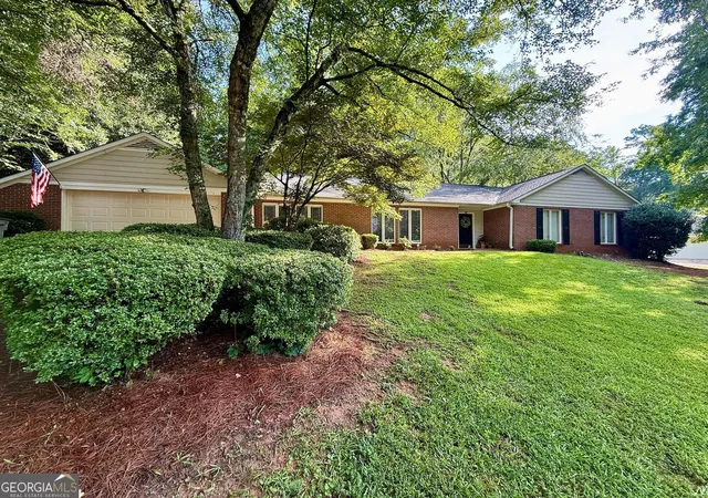 2nd image of 127 Ashling Dr, Lagrange, GA 30240 | MLS# 10725387