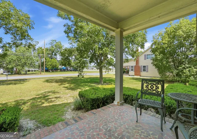 Photo 3 of Sale Pending at 513 N Caswell St, Glennville, GA 30427 | MLS# 10811227 | Listing updated on 2026-08-13