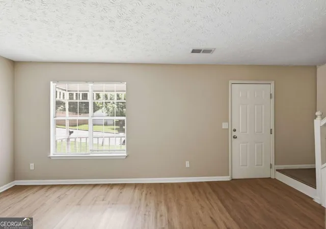 Photo 3 of Single family home for sale at 6290 Marbut Farms Ln, Lithonia, GA 30058 | MLS# 10810762 | Listing updated on 2026-08-31