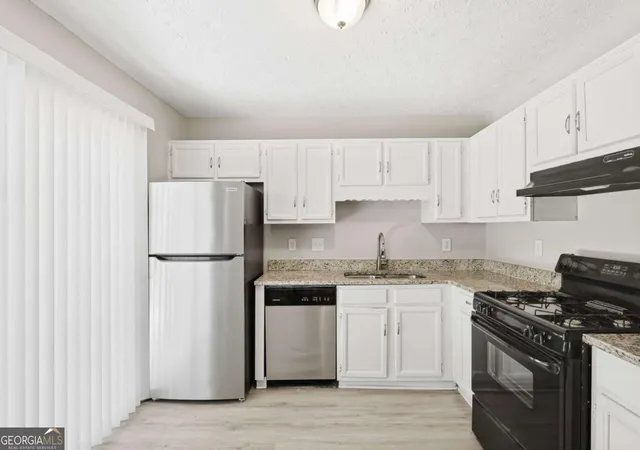 Photo 3 of Single family home for sale at 6290 Marbut Farms Ln, Lithonia, GA 30058 | MLS# 10810762 | Listing updated on 2026-08-31