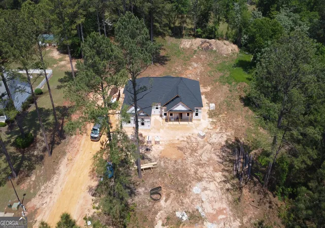 3rd image of 3042 Plantation Dr, Dublin, GA 31021 | MLS# 10734969