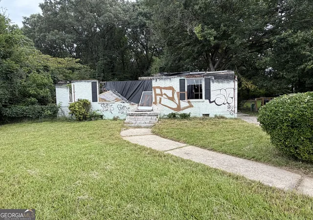 2nd image of 2022 Cook Rd, Decatur, GA 30032 | MLS# 10816111