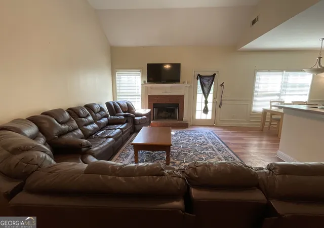 Photo 2 of Single family home for sale at 313 Pebbleridge Rd Nw, Milledgeville, GA 31061 | MLS# 10835209 | Listing updated on 2026-09-09