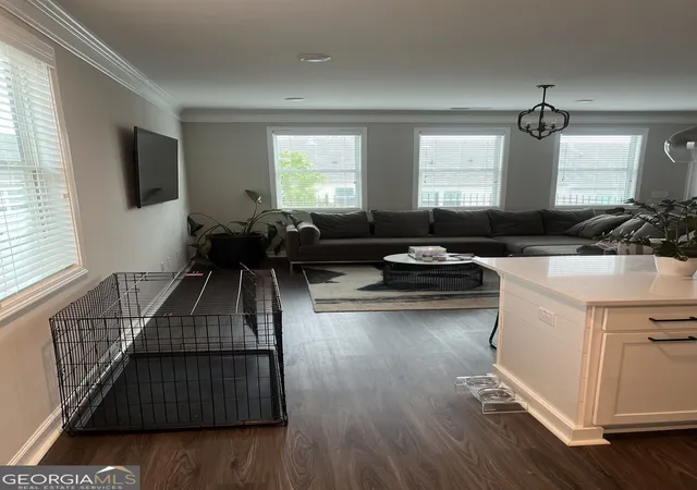 Photo 3 of Townhouse for sale at 2956 Edgemont Ln SW, Marietta, GA 30008 | MLS# 10819177 | Listing updated on 2026-09-01