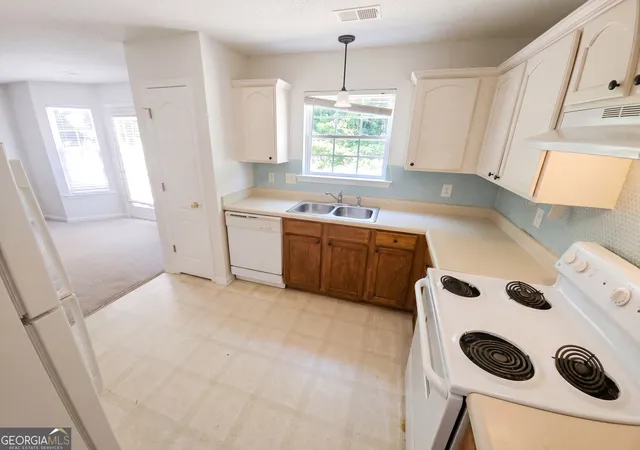 Homes for sale in Woodstock, GA | 220 Fox Creek Blvd, Woodstock, GA 30188 | MLS# 10790968