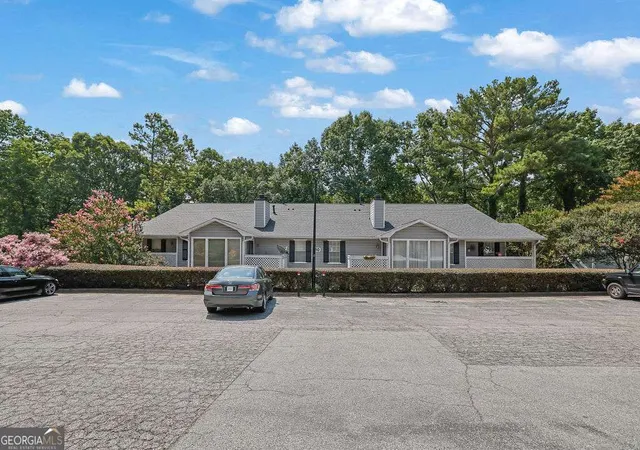 1st image of 1004 Vicksburg Pl, Sandy Springs, GA 30350 | MLS# 10796786