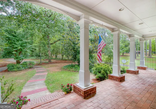 Photo 3 of Single family home for sale at 205 White Road, Fayetteville, GA 30214 | MLS# 10823755 | Listing updated on 2026-09-19
