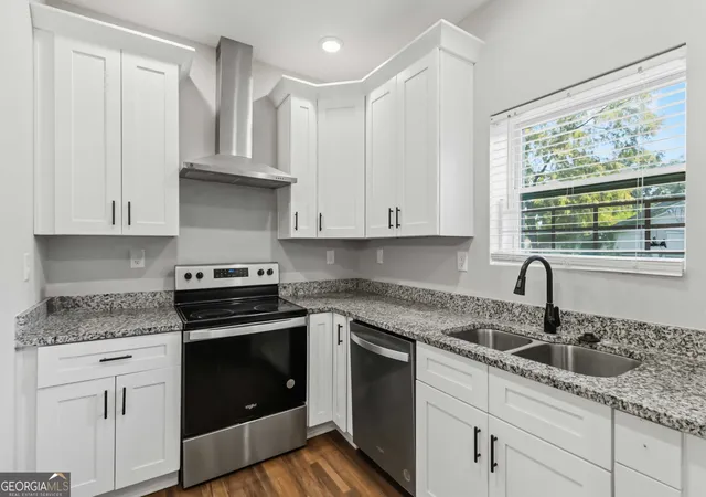 Photo 3 of Single family home for sale at 366 Sawtell Ave Se, Atlanta, GA 30315 | MLS# 10833266 | Listing updated on 2026-10-28