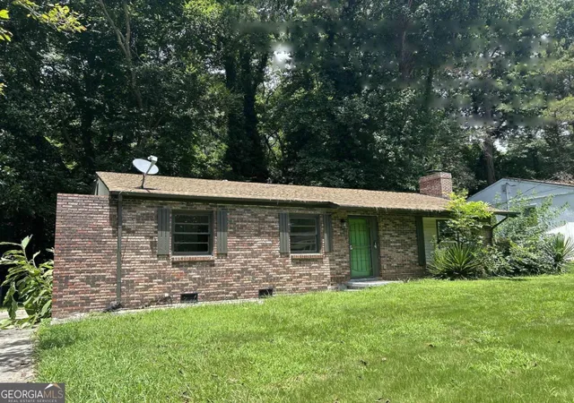 1st image of 2740 Santa Barbara Dr Nw, Atlanta, GA 30318 | MLS# 10813458