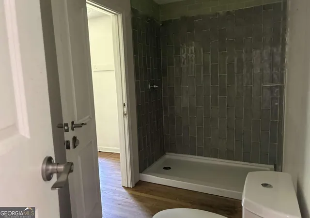 4th image of 2740 Santa Barbara Dr Nw, Atlanta, GA 30318 | MLS# 10813458