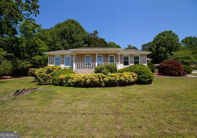 Photo 1 of Single family home for sale at 102 Lindsey Ct Ne, Calhoun, GA 30701 | MLS# 10797072 | Listing updated on 2026-09-07