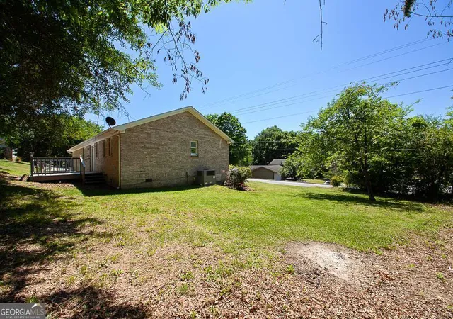 Photo 3 of Single family home for sale at 102 Lindsey Ct Ne, Calhoun, GA 30701 | MLS# 10797072 | Listing updated on 2026-09-07