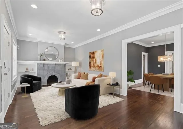 Photo 3 of Sale Pending at 547 Parkway Dr Ne, Atlanta, GA 30308 | MLS# 10834539 | Listing updated on 2026-09-28