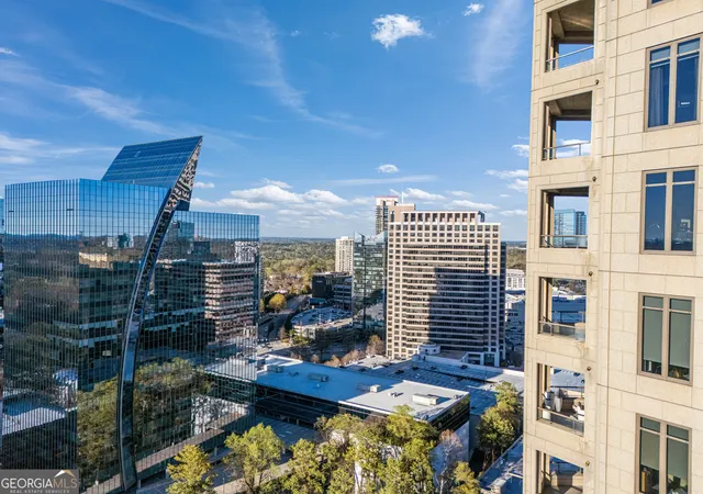 2nd image of 3376 Peachtree Rd Ne, Atlanta, GA 30326