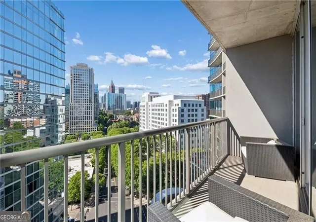 2nd image of 1080 Peachtree St Ne #1307, Atlanta, GA 30309 | MLS# 10766616