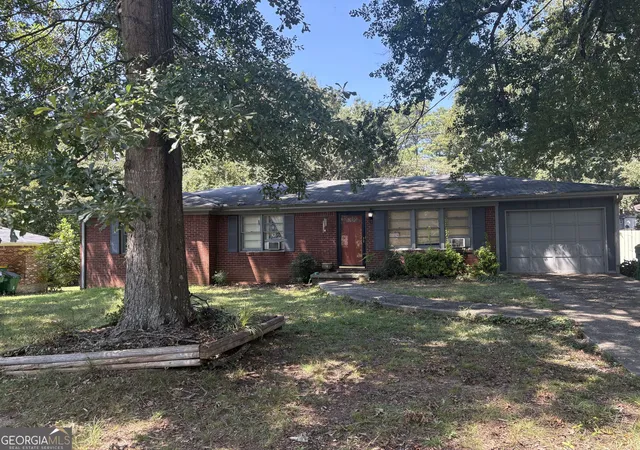 Photo 1 of Sale Pending at 684 Virginia Cir, Forest Park, GA 30297 | MLS# 10832914 | Listing updated on 2026-09-01